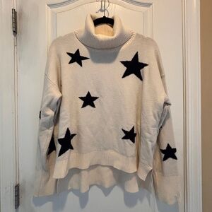Hem & Thread Off-White with Navy Blue Stars Turtleneck Sweater, size Medium